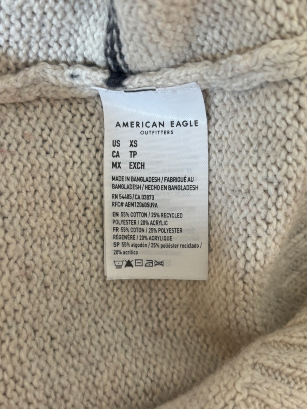 AE x Peanuts Snoopy Graphic Sweater Cream Red Striped Cozy Knit Size XS - Picture 6 of 10